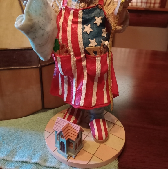 Santa - Picture 3 of 4